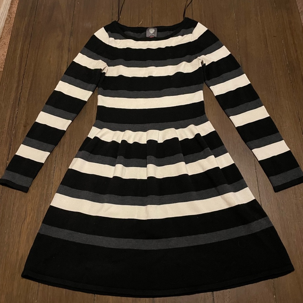 Vince Camuto Dress